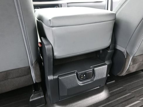 Used 2022 Ford F150 XL w/ Equipment Group 101A High image 11