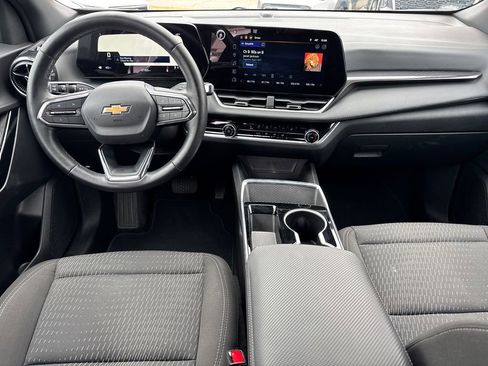 Certified 2025 Chevrolet Equinox LT image 22