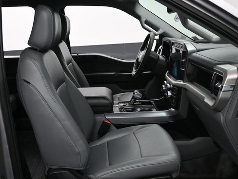 Used 2023 Ford F150 Lightning Pro image 35