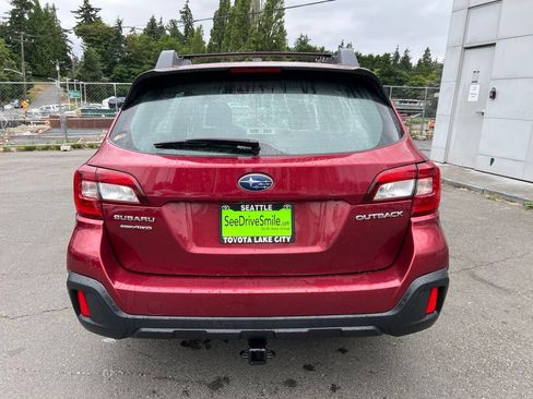 Used 2019 Subaru Outback 2.5i AWD/4WD image 5