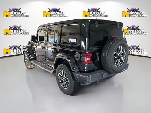 Used 2024 Jeep Wrangler Sahara w/ Technology Group AWD/4WD image 6