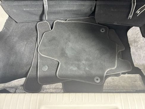 Used 2024 Chrysler Pacifica Touring-L FWD image 33