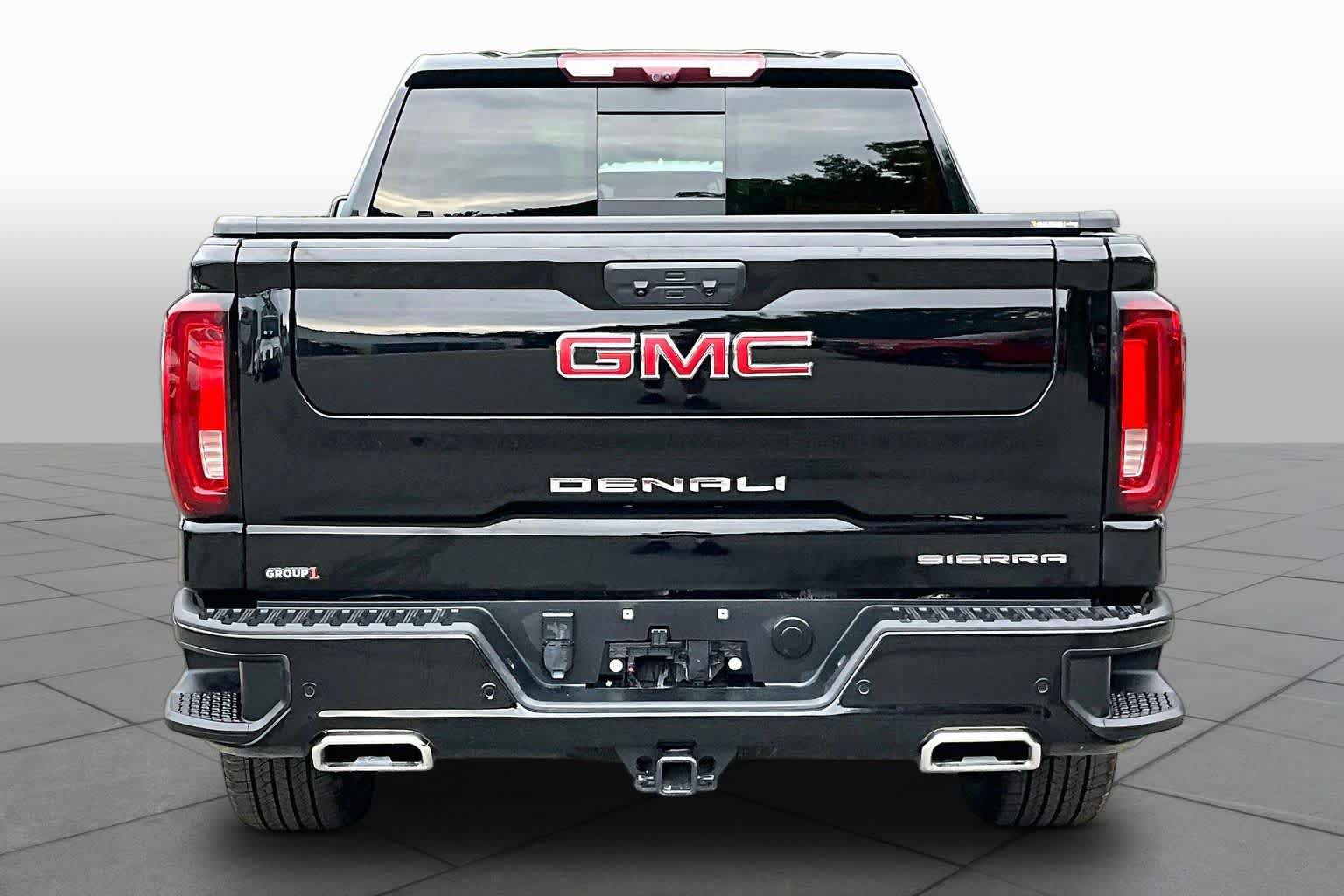 Used 2024 GMC Sierra 1500 Denali w/ Denali Reserve Package AWD/4WD image 5