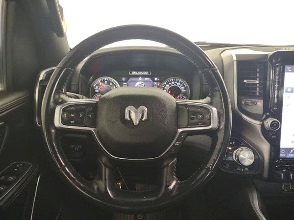 Used 2023 RAM 1500 Laramie AWD/4WD image 13