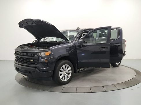 Used 2022 Chevrolet Silverado 1500 Custom RWD image 12