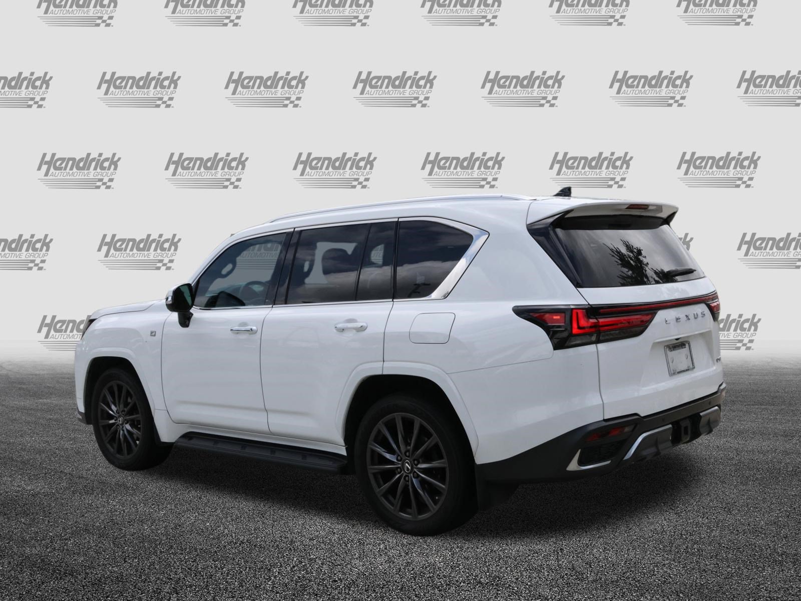 Used 2023 Lexus LX 600 F Sport w/ Accessory Package (Z1) AWD/4WD image 7