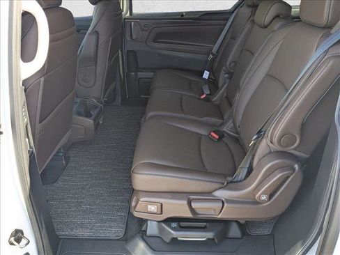 New 2026 Honda Odyssey Touring image 15