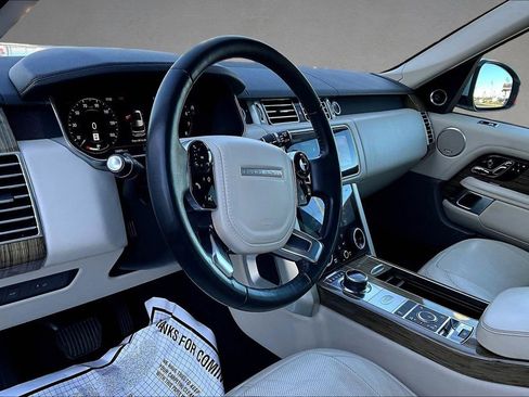 Used 2019 Land Rover Range Rover HSE image 18