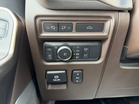 Used 2022 Ford F150 King Ranch w/ Equipment Group 601A High AWD/4WD image 27