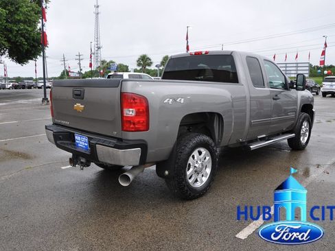 Used 2013 Chevrolet Silverado 2500 LT AWD/4WD image 5