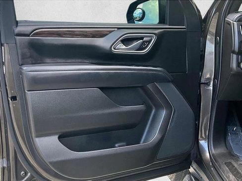 Certified 2021 Chevrolet Tahoe LS RWD image 17