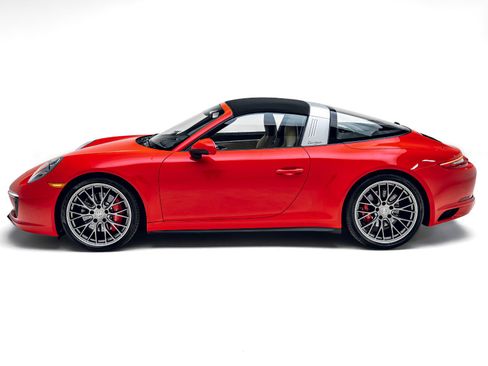 Used 2019 Porsche 911 Targa 4S AWD/4WD image 6