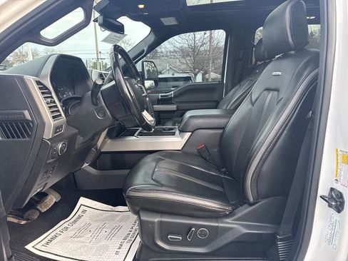 Used 2020 Ford F350 Platinum image 28