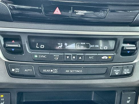 Used 2018 Honda Ridgeline RTL-T image 28