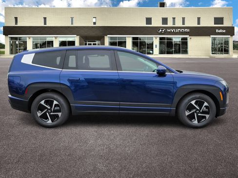 New 2026 Hyundai Ioniq 9 SE image 2