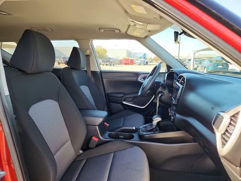 Used 2024 Kia Soul LX w/ Option Group 015 image 18