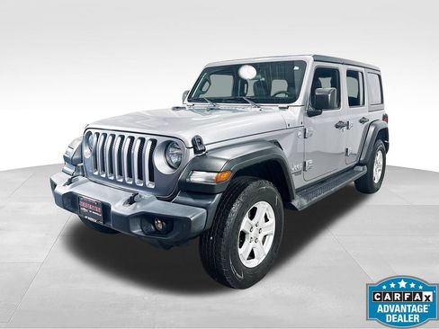 Used 2019 Jeep Wrangler Unlimited Sport S AWD/4WD image 2