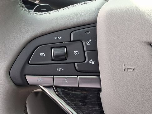 Certified 2023 Cadillac XT6 Premium Luxury w/ Technology Package image 19