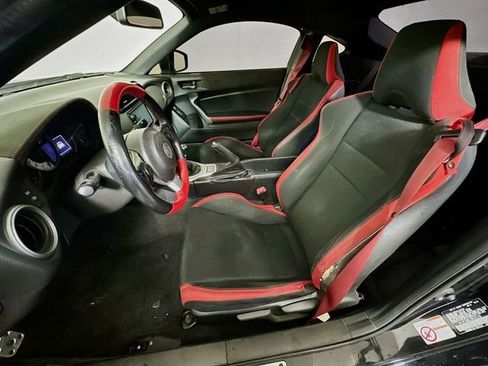 Used 2019 Toyota 86 TRD SE image 12