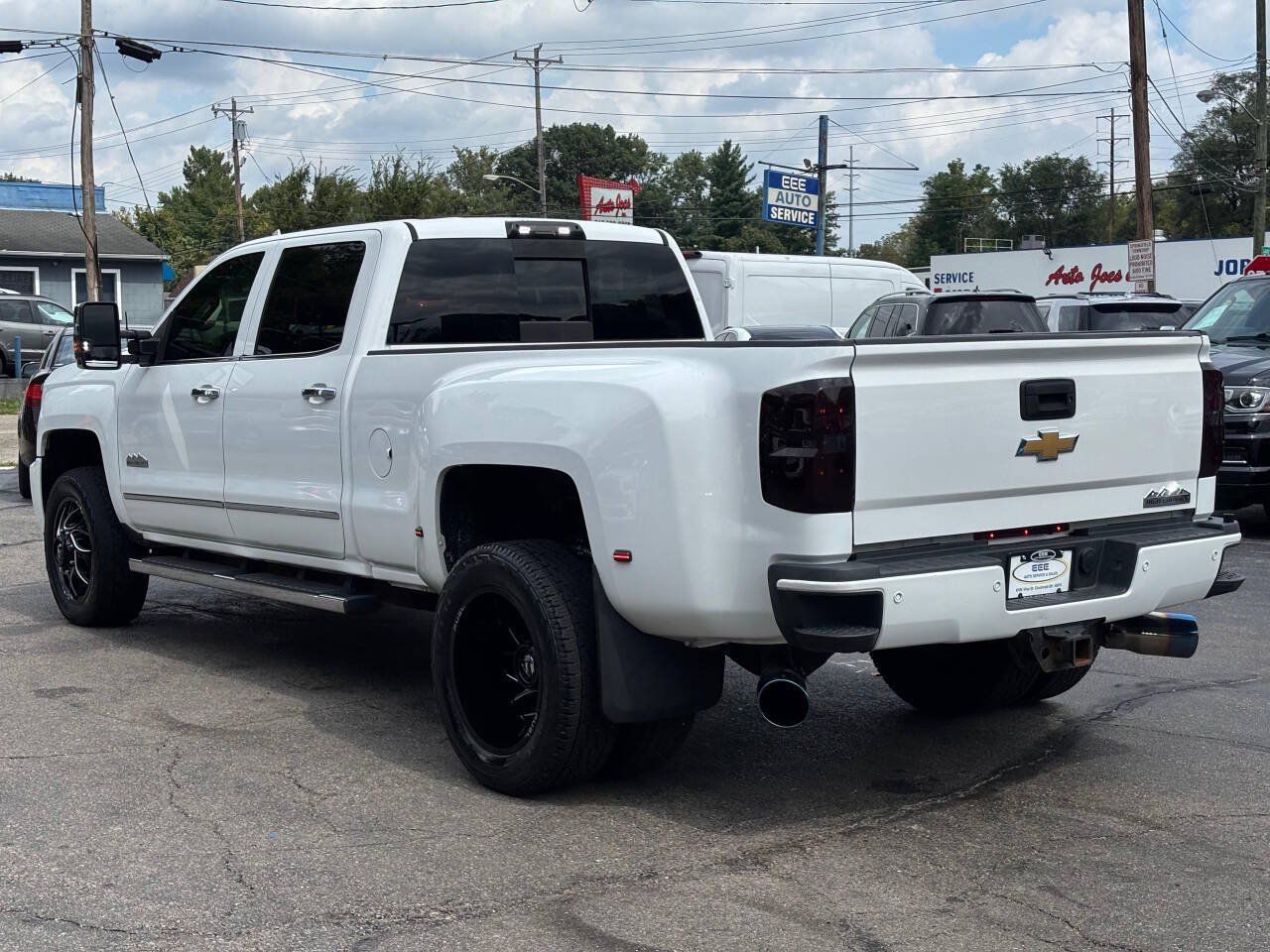 Used 2015 Chevrolet Silverado 3500 High Country w/ Duramax Plus Package AWD/4WD image 6