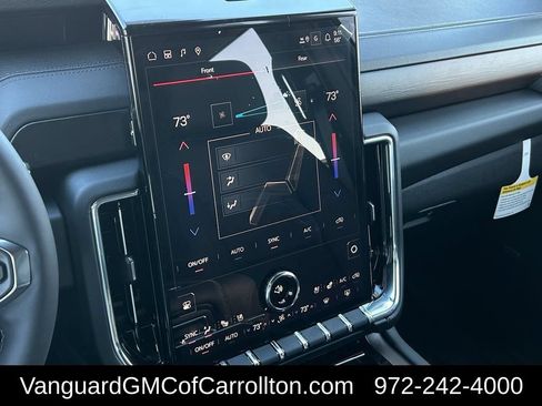 New 2026 GMC Yukon Denali w/ Denali Reserve Package AWD/4WD image 16