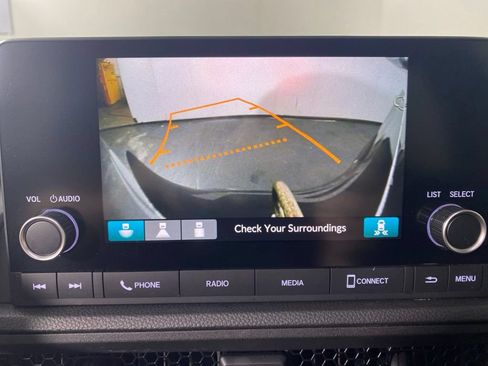 Used 2023 Honda CR-V EX image 19