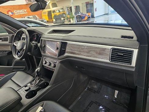 Used 2021 Volkswagen Atlas Cross Sport SE AWD/4WD image 8
