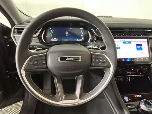 Used 2022 Jeep Grand Cherokee Limited 4xe AWD/4WD image 15