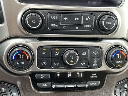 Used 2016 Chevrolet Tahoe LTZ AWD/4WD image 40
