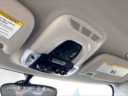 Used 2018 MINI Cooper 4-Door Hardtop image 29