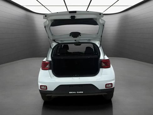 Used 2021 Hyundai Venue SE w/ Cargo Package FWD image 10