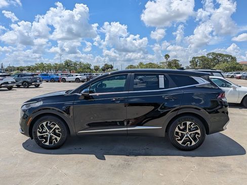 Certified 2024 Kia Sportage EX FWD image 5