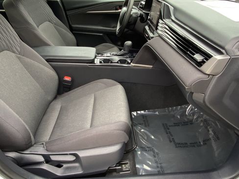 Certified 2025 Toyota Camry LE image 10