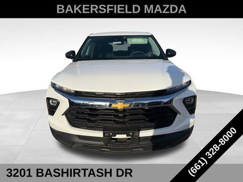 Used 2025 Chevrolet TrailBlazer LS w/ LS Convenience Package FWD image 8