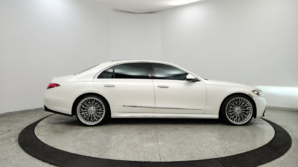 Used 2022 Mercedes-Benz S 580 4MATIC Sedan image 6