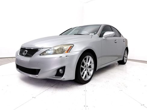 Used 2012 Lexus IS 250 w/ Premium Pkg Value Edition RWD image 3