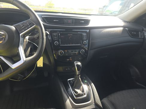 Used 2019 Nissan Rogue S w/ Special Edition Package image 13