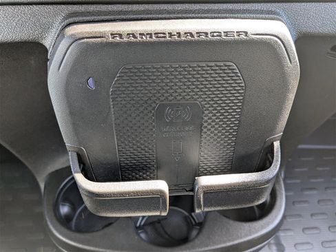 Used 2025 RAM ProMaster 3500 w/ Quick Order Package 22G SLT image 25