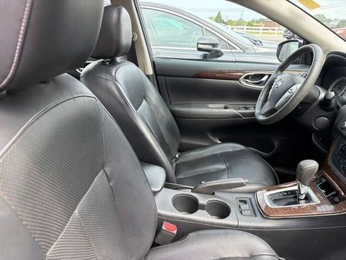 Used 2015 Nissan Sentra SL w/ SL Premium Package FWD image 23