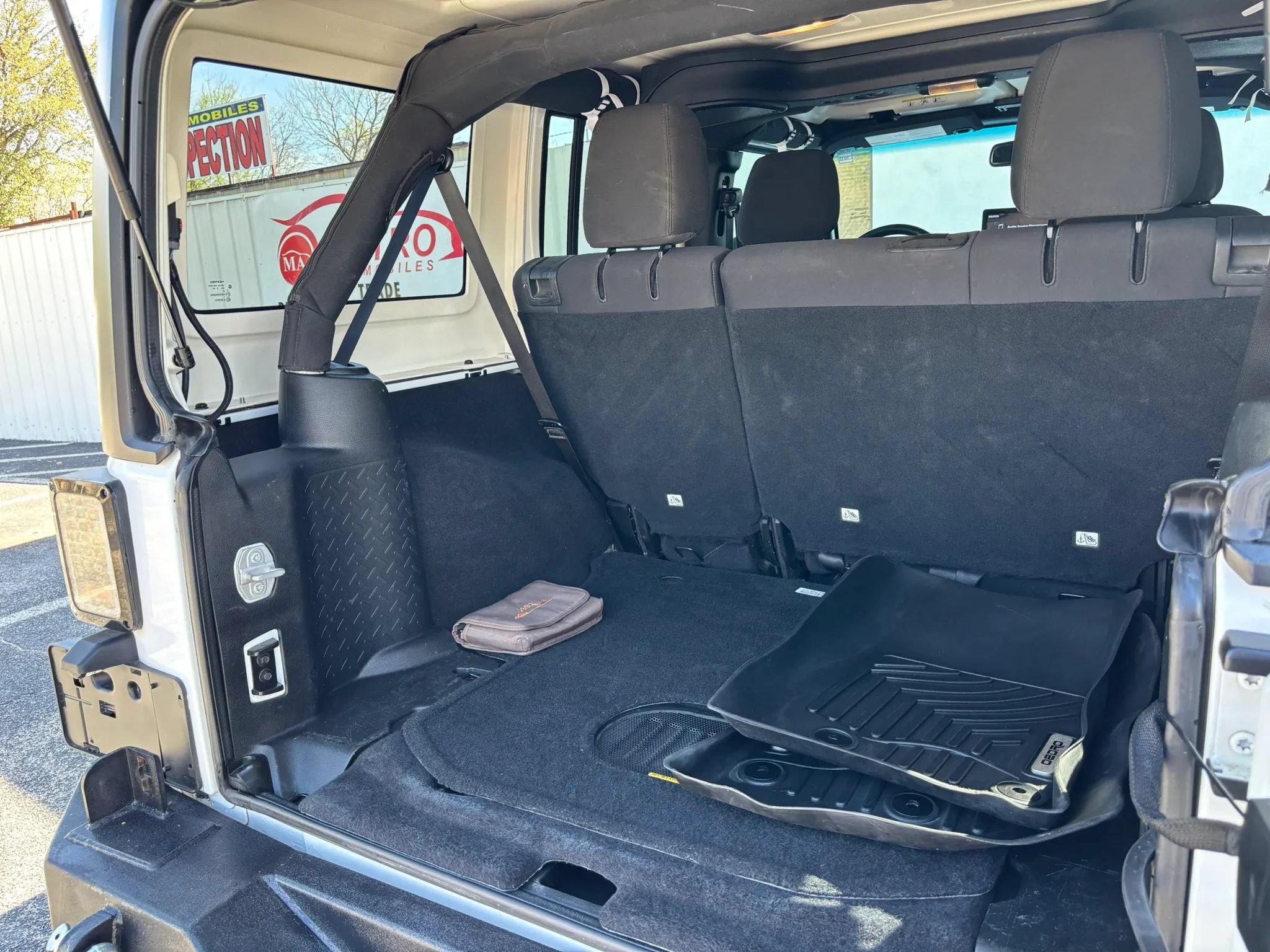 Used 2018 Jeep Wrangler Unlimited Sport S AWD/4WD image 48