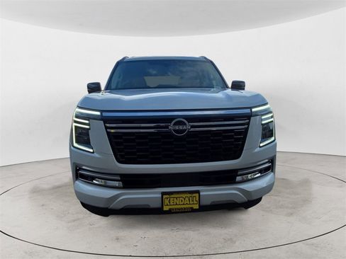 Used 2025 Nissan Armada Platinum Reserve image 8