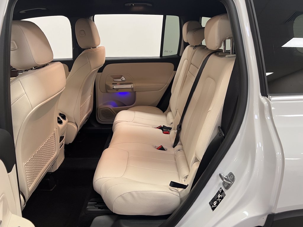 Used 2023 Mercedes-Benz GLB 250 4MATIC image 25