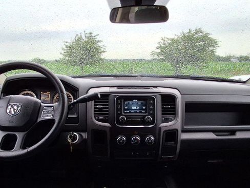 Used 2017 RAM 3500 Tradesman w/ Popular Equipment Group AWD/4WD image 17