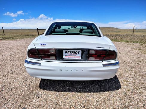 Used 1999 Buick Park Avenue Ultra w/ Gran Touring Pkg FWD image 4