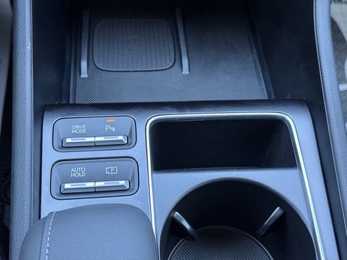 Used 2025 Hyundai Sonata Limited image 24