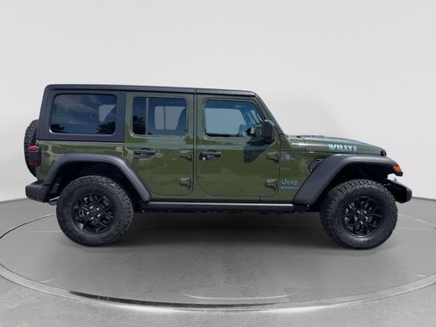 Used 2024 Jeep Wrangler Unlimited AWD/4WD image 8