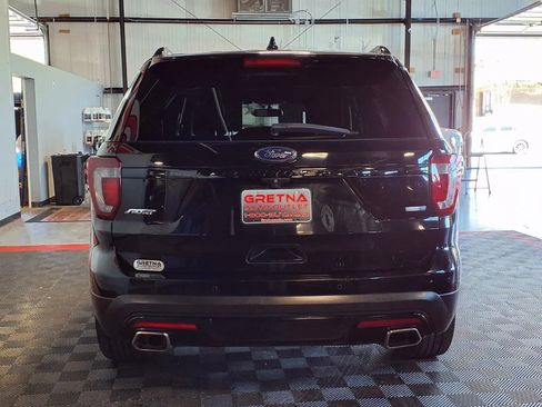 Used 2017 Ford Explorer Sport w/ Equipment Group 401A AWD/4WD image 5