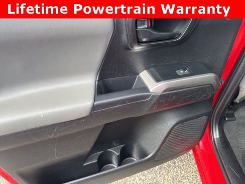 Used 2023 Toyota Tacoma SR5 image 19