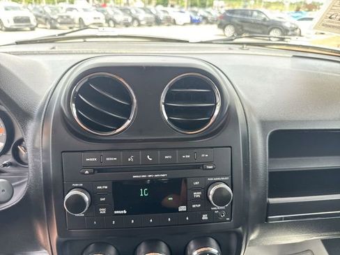 Used 2017 Jeep Patriot Sport w/ Power Value Group FWD image 17