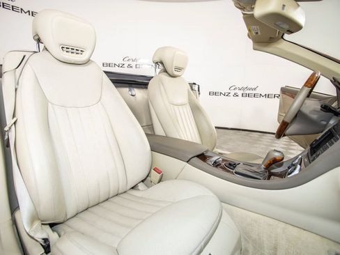 Used 2009 Mercedes-Benz SL 550 image 17